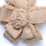 Broche fantaisie motif fleurs pains