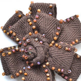 Broche fantaisie motif fleurs pains